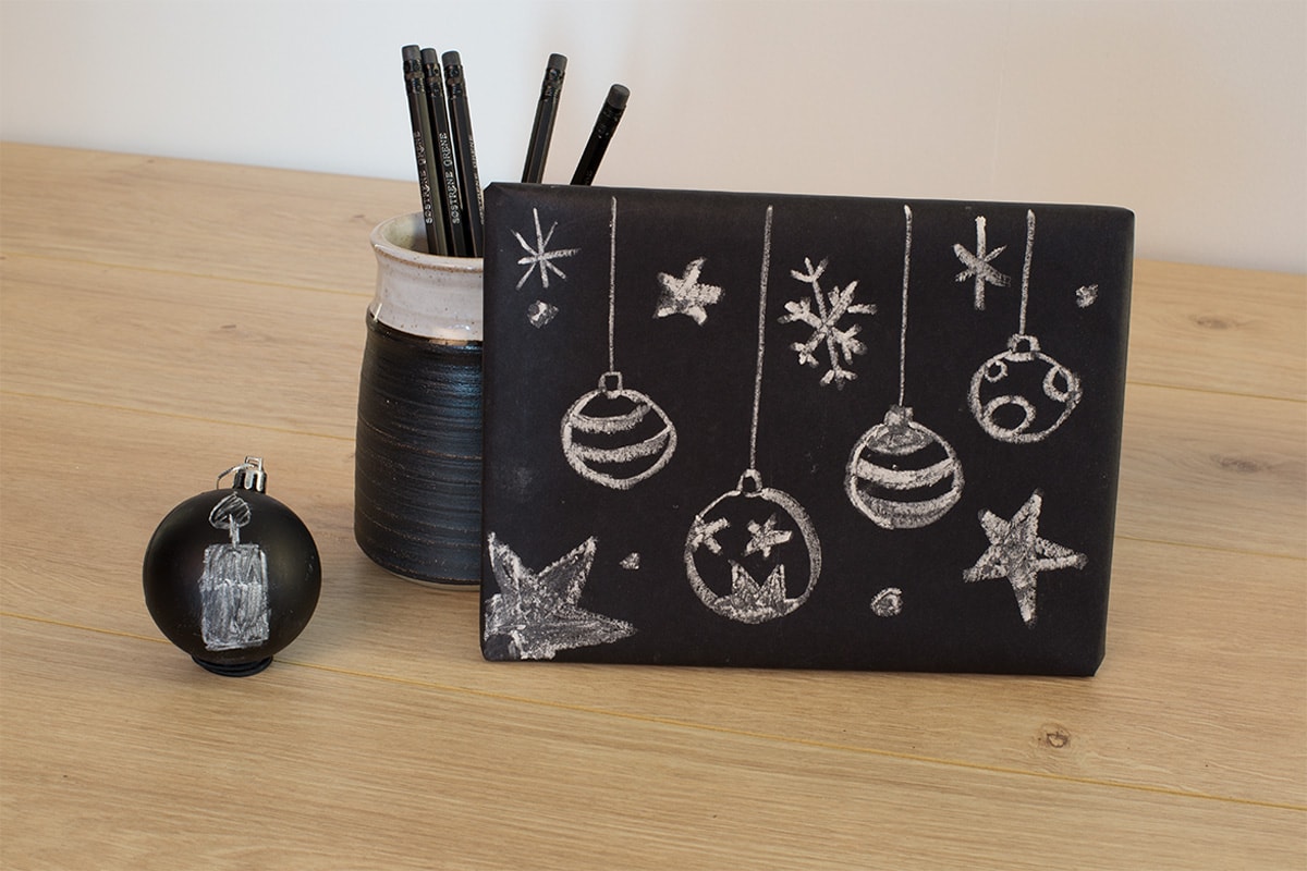 gift-wrapping-ideas-chalk-paper-1