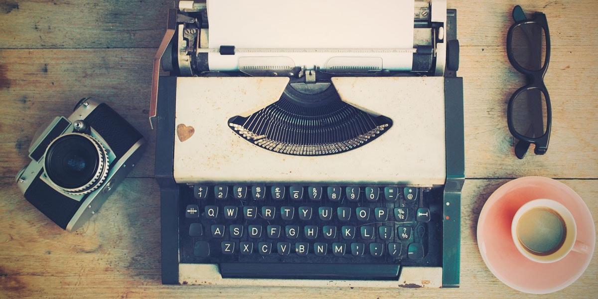 Photograph typing machine